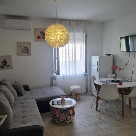 Apartmán Cute Modern Apartman Záhřeb Exteriér fotografie